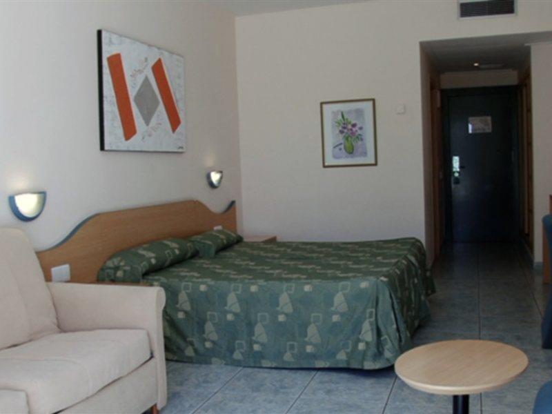 Hotel Rh Arena Gandía Exteriör bild
